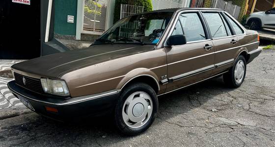 VOLKSWAGEN SANTANA 2.0 GLS 8V ÁLCOOL 4P MANUAL